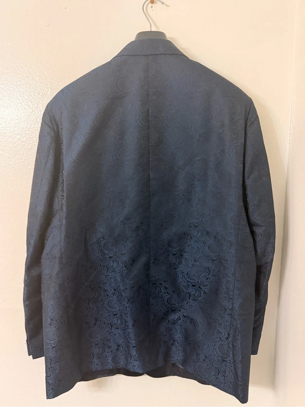 RARE! Domenico Vacca Limited Edition Made in Italy Tuxedo – Screen-Worn.